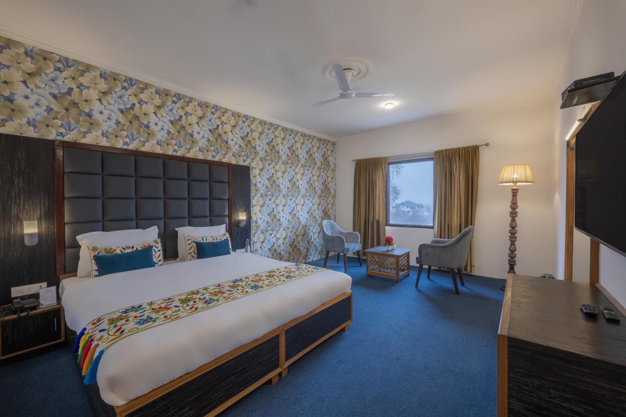 Echor Kashmir Holidays Resort Srinagar Bagian luar foto
