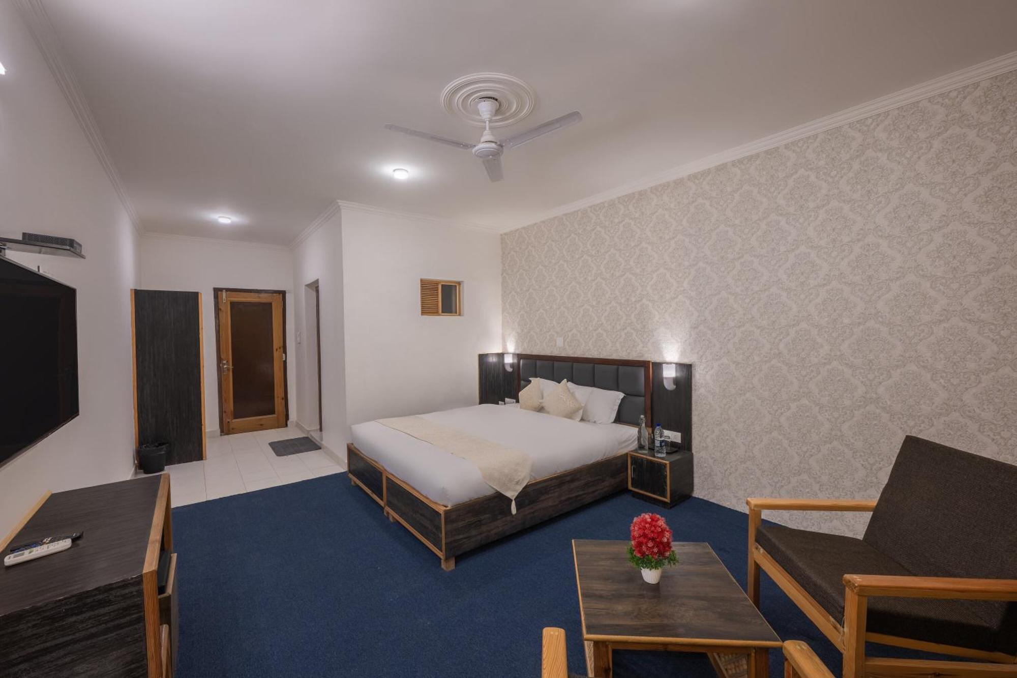 Echor Kashmir Holidays Resort Srinagar Bagian luar foto