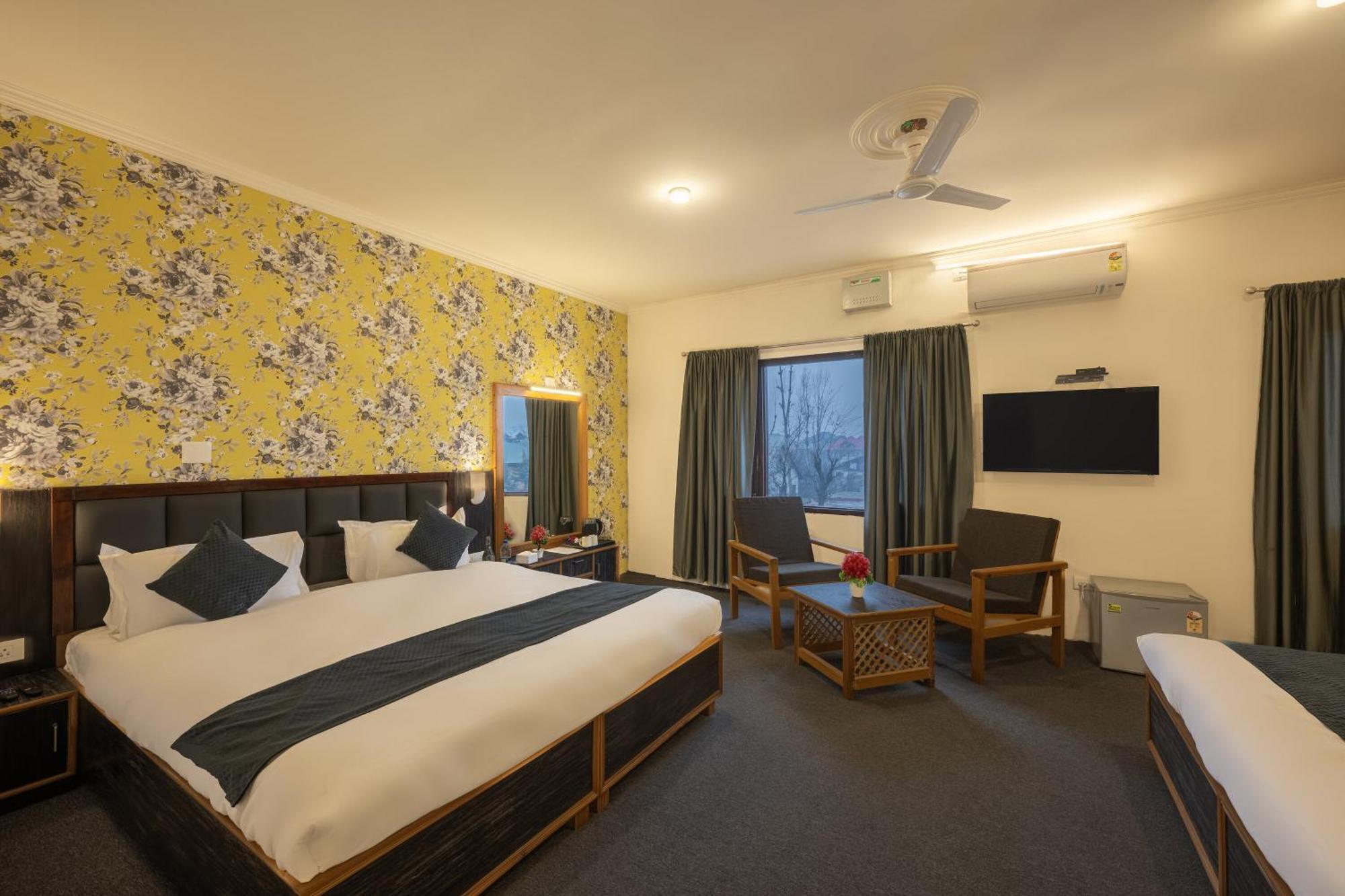 Echor Kashmir Holidays Resort Srinagar Bagian luar foto